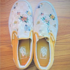 Vans Shoes, Sneakers, Slip On Canvas Women’s Size 9.5